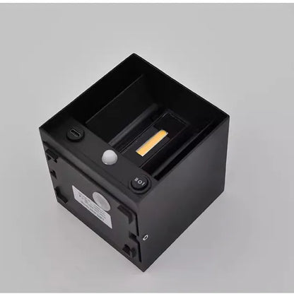 Aplique De Pared Cubo Bidireccional Recargable Luz Amarilla